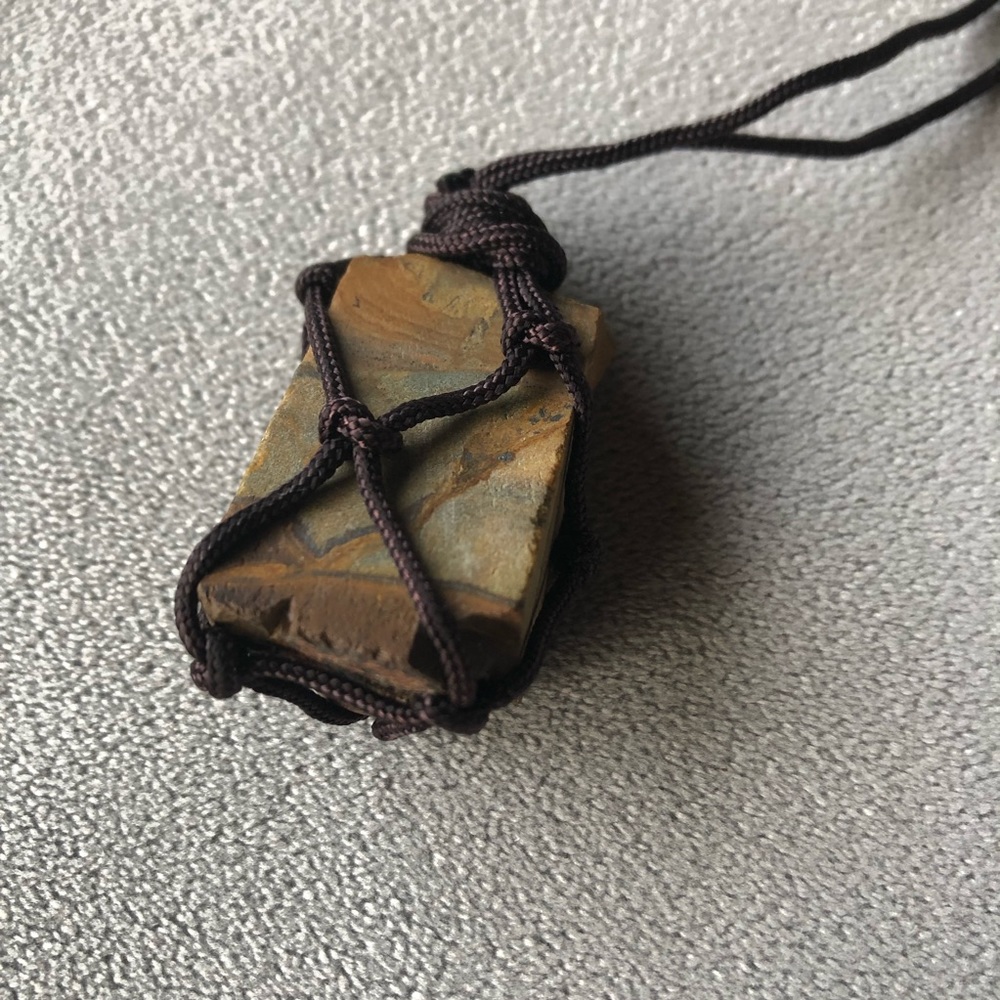 Tiger Eye Pendant ~ Adjustable Rope Necklace ~ Brand New!